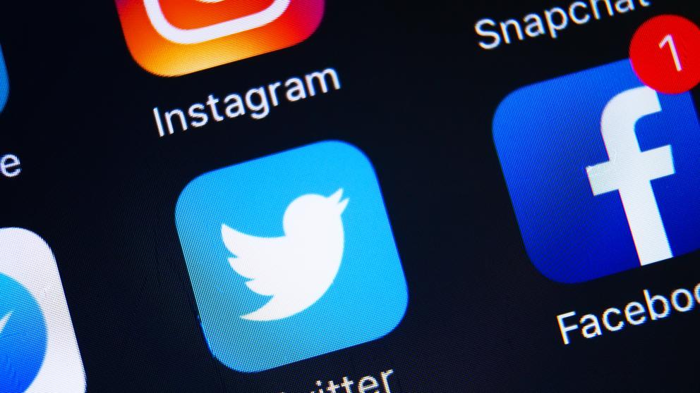 Ser política en Twitter: Estudio revela la violencia política de género en redes que sufrieron las candidatas constituyentes