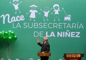Piñera reconoce trabajo de Bachelet en materia de Infancia durante promulgación de ley que crea Subsecretaría de Niñez