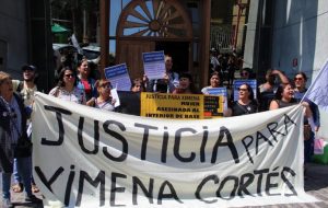 Justicia para Ximena Cortés: Exigen esclarecer muerte de joven encontrada hace un año en recinto militar de Antofagasta