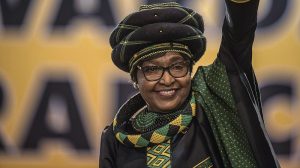 A los 81 años murió la reconocida activista contra el apartheid Winnie Mandela