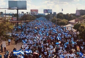 Siguen protestas en Nicaragua: Ahora piden dimisión de presidente Daniel Ortega