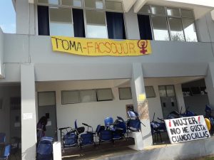Tres carreras de la Universidad de Tarapacá se suman a veintena de tomas feministas en el país