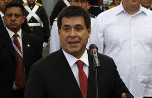 A tres meses de fin de mandato: Horacio Cartes renuncia a presidencia de Paraguay para jurar como senador