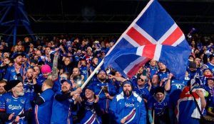Islandesa residente en Chile desmiente las maravillas sobre su país: "Las diferencias de salario son aún muy grandes"