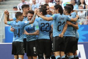 Selección de Uruguay viaja a Chile con tres bajas para el duelo final de este martes