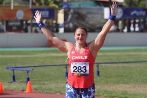 Natalia Ducó hace historia: Batió récord, logró oro para Chile y suma la medalla número 34