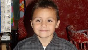 Estados Unidos: Niño de 10 años habría sido torturado hasta la muerte por sus padres tras revelar que era gay