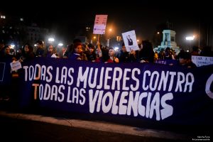 Unidas contra la misoginia y el racismo: Mujeres marcharán hoy en todo Chile contra la violencia machista