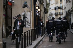 Violación colectiva de joven de 19 años en Francia moviliza a la policía: Registro de la agresión fue difundido en redes sociales