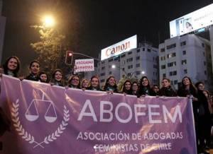 Asociación de abogadas feministas critica que Piñera no haya convocado mujeres para proyecto de reforma al Código Penal