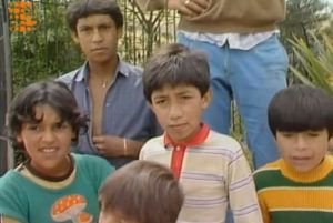 VIDEO| "Cuando sea grande quiero ser terrorista pa' matar a Pinochet": El reportaje belga que mostró la cruda visión de los niños sobre la dictadura