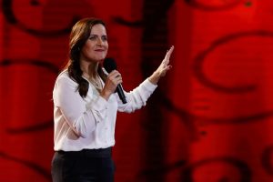 Orgullo chileno: Natalia Valdebenito anuncia su primera gira por Europa