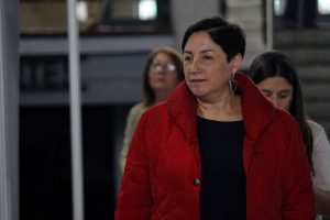 Beatriz Sánchez condena la violencia en manifestaciones: "Con saqueos, con incendios, no se cambia Chile"