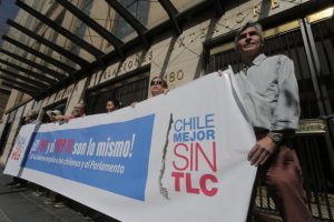 Chile Mejor sin TLC pide a la Cámara que haga valer su resolución y frene tramitación de tratados de libre comercio