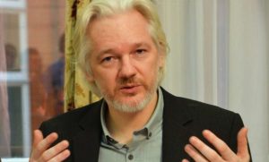 López Obrador dejó carta a Joe Biden abogando por Julian Assange
