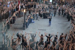 La emergencia de los cuerpos: Ricardo Curaqueo y la comunidad de la danza despiden a Camilo Catrillanca en rito escénico