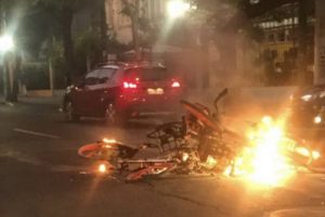 "Más que provida eres probicicleta": Lavín lamenta quema de bicis "públicas" en jornada de protesta por Camilo Catrillanca