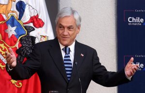 La sacó de contexto: La frase de Gabriela Mistral que Piñera utilizó como apología de Aula Segura