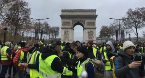 Eric Hazan, escritor y activista francés: “París no es un actor, es un campo de batalla”