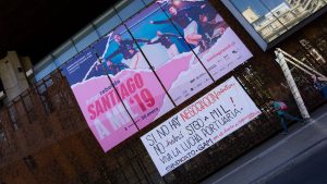 "Santiago a Mil es segregador, precarizador y elitizante": La denuncia del Sindicato de trabajadores del GAM en contra del Festival