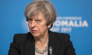 Un revés al Brexit y Theresa May contra las cuerdas: Parlamento rechaza pacto de acuerdo para salir de Unión Europea