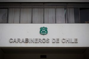 Homologaciones ilegales y pagos en exceso: Revelan nuevo fraude cercano a los 16 mil millones de pesos en Carabineros