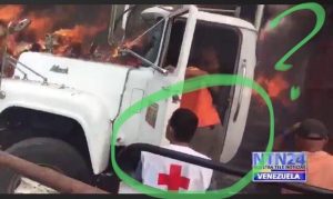 Cruz Roja acusa uso no autorizado de su logo en entrega de "ayuda humanitaria" en Venezuela: "Ponen en peligro nuestra neutralidad"