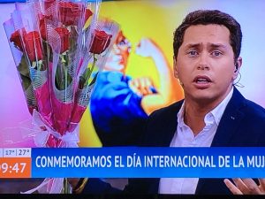 REDES| "Hoy no se celebra, se conmemora": Critican a Karol Dance por regalar flores en el Día Internacional de la Mujer Trabajadora