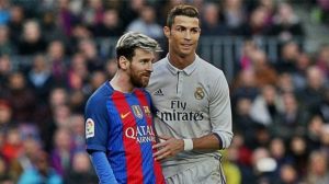 FOTO| Messi y Ronaldo besándose en la portada de la France Football