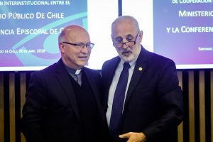 Carlos Gajardo sobre convenio entre Fiscalía y Conferencia Episcopal: “Todas esas cosas parecen estar fuera de la ley”