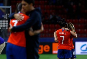 ¡Gracias por tanto! Chile logra un histórico triunfo ante Tailandia, pero queda eliminada del Mundial de Francia