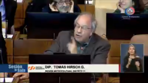 VIDEO| Hirsch cita las "piñericosas" para exigir que Historia sea obligatoria