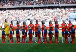 Solo un triunfo le sirve a la Roja: Las posibilidades que tiene Chile de avanzar a octavos de final en el Mundial de Francia