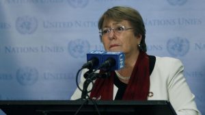 Bachelet llama a Maduro a frenar las "graves vulneraciones" a los Derechos Humanos en Venezuela