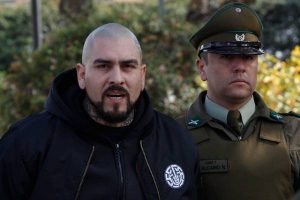 Capturan a "El Bestia", neonazi condenado por homicidio contra joven punk en Maipú