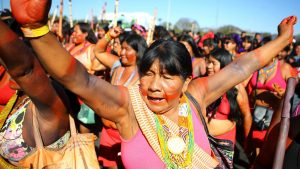 “Nuestro territorio, nuestro cuerpo, nuestro espíritu”: La marcha de las mujeres indígenas en Brasil 