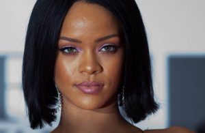 Rihanna con todo contra Donald Trump tras tiroteos masivos: "Es más fácil obtener un AK-47 que una visa"