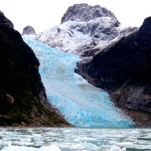 Letra chica: Proyecto de ley de protección de glaciares incluye "excepción" que permite explotación minera
