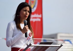 En medio de juicio por fraude al Fisco, Karen Rojo renuncia a alcaldía de Antofagasta: "Es momento de demostrar mi inocencia"