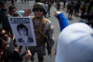 FOTOS| Militares a la calle: Cuando el gobierno revivió la dictadura