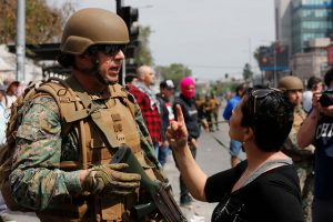 Cátedra de Derechos Humanos de la U. de Chile: “El estado de excepción constitucional es un riesgo para los derechos humanos y el legítimo derecho a la protesta social"