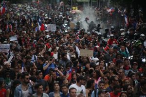 "Esto no ha terminado": Convocan a nuevas manifestaciones luego de que Piñera llamara a volver a la "normalidad"