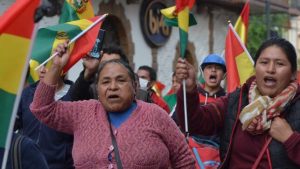 Gobierno autoproclamado en Bolivia crea aparato para perseguir afiliados del MAS