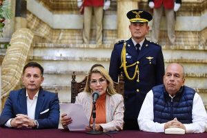 La Justicia boliviana dicta cuatro meses de prisión preventiva para ex presidenta Jeanine Áñez y sus ex ministros