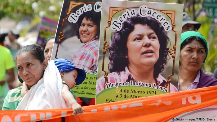 Familia de ambientalista hondureña Berta Cáceres pide justicia a siete años de su muerte