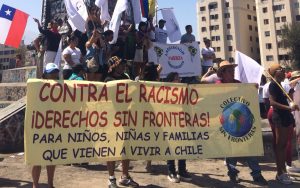 Agrupaciones de migrantes marcharon para manifestar su apoyo a una Nueva Constitución