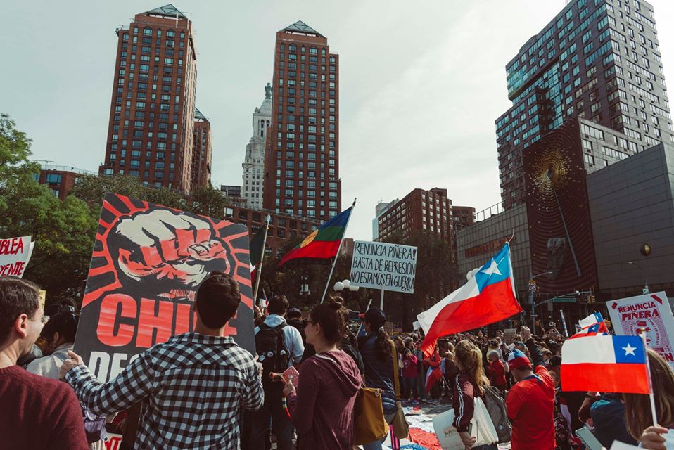 Protesta de comunidad chilena en Union Square, Manhattan, Nueva York / Foto: Facebook
