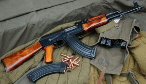 Caso AK-47: Gobierno se desentiende de la Ley de Seguridad del Estado y se querella por delitos a la Ley de Armas