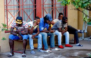 FOTOS| Universidad de Chile entrega información sobre el Coronavirus en creole para haitianos residentes
