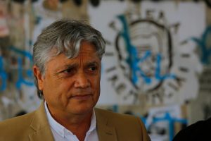 Senador Navarro apelará a la Corte Suprema por suspensión "arbitraria e ilegal" de juez Urrutia